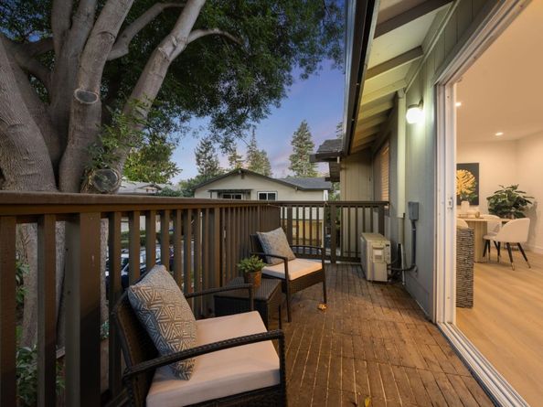 90 Flynn Avenue C, Mountain View CA 94043