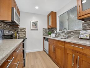 90 Flynn Avenue C, Mountain View CA 94043