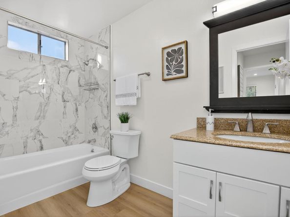 90 Flynn Avenue C, Mountain View CA 94043