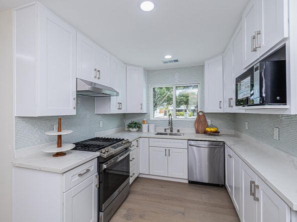 2516 Parkland Court, Santa Clara CA 95051