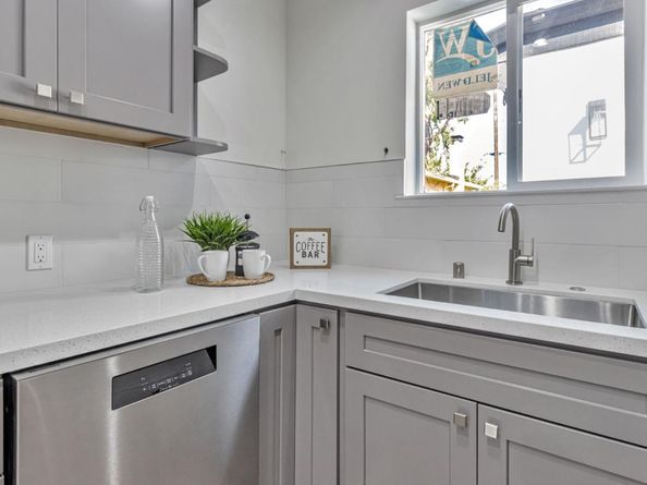 1372 Davis Street, San Jose CA 95126