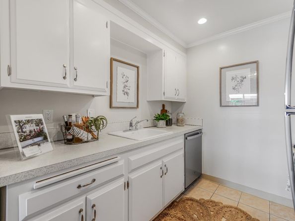 1945 Mount Vernon Court 1, Mountain View CA 94040