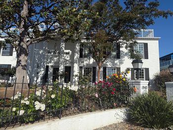 1945 Mount Vernon Court