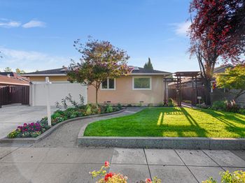 3131 Woodcrest Drive