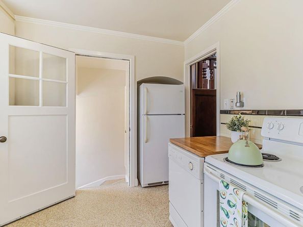 247 Delmar Way, San Mateo CA 94403