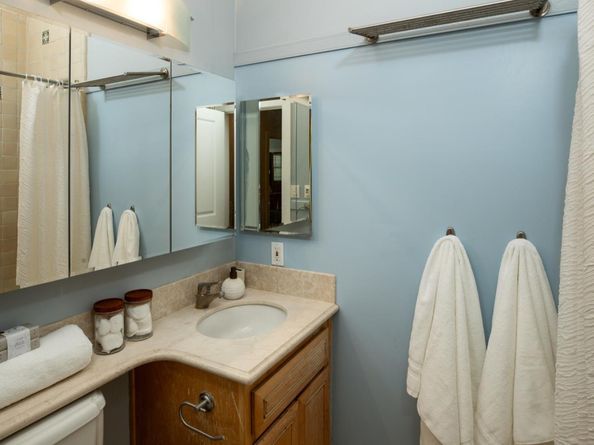 660 Palo Alto Avenue, Palo Alto CA 94301