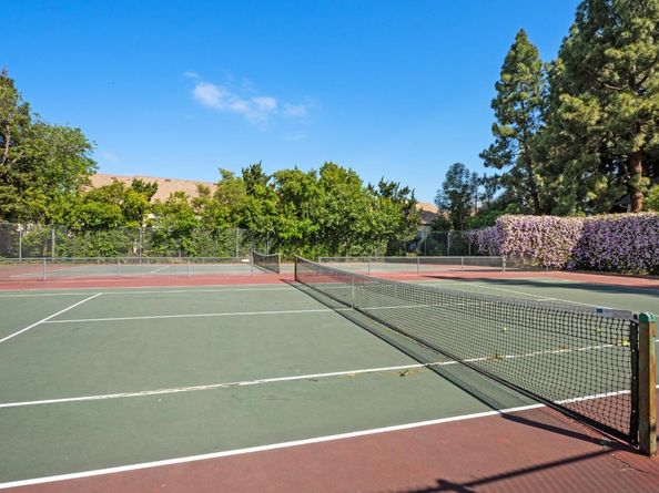 1050 Summermist Court, San Jose CA 95122