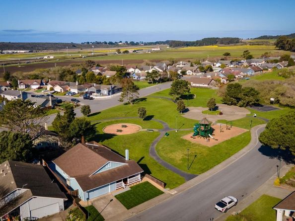201 Bridgeport Drive, Half Moon Bay CA 94019