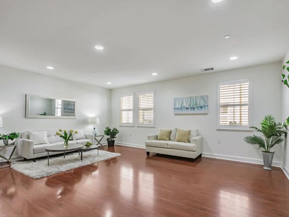 1142 Mente Linda Loop, Milpitas CA 95035