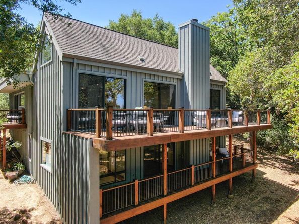 2 Thistle Street, Portola Valley CA 94028