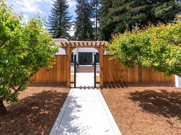 355 Corralitos Road, Watsonville CA 95076