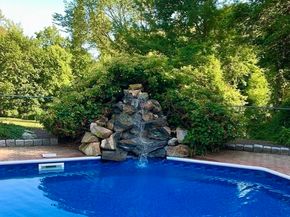 28-R Woodside Dr, Grafton MA 01519
