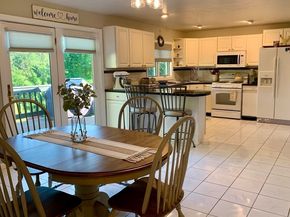 28-R Woodside Dr, Grafton MA 01519