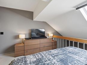 51 Pettee St 47, Newton MA 02464