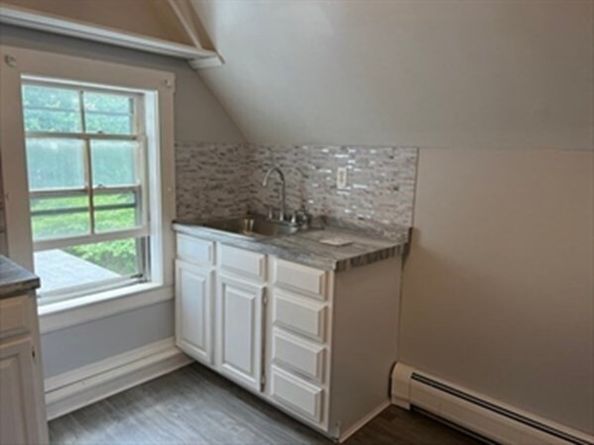 28 Main Street, Kingston MA 02364