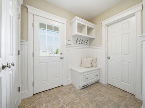 35 Marshall Rd, Wellesley MA 02482