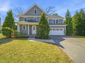 35 Marshall Rd, Wellesley MA 02482