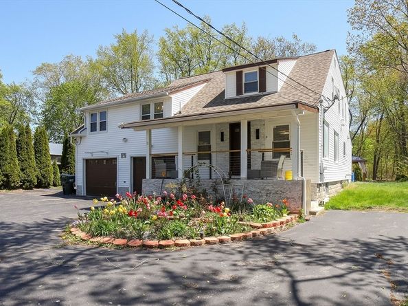 11 Hampton St, Auburn MA 01501