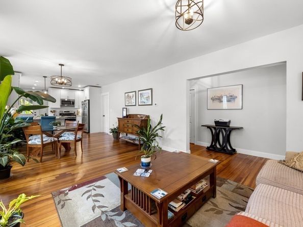 30 Gloucester St 30, Arlington MA 02476