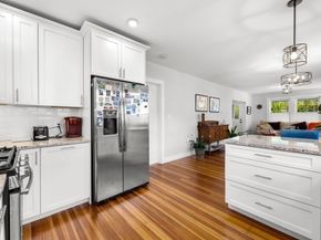30 Gloucester St 30, Arlington MA 02476