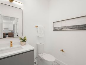 16 Stearns Rd. 203, Wellesley MA 02482