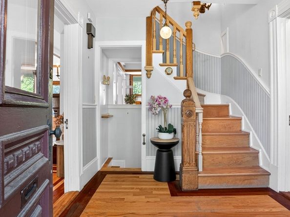 51 Green St, Boston MA 02130