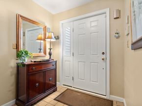 99 Anderer Ln 8, Boston MA 02132