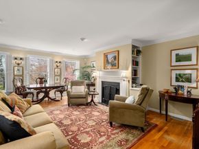99 Anderer Ln 8, Boston MA 02132