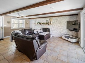 118 North St, Grafton MA 01519