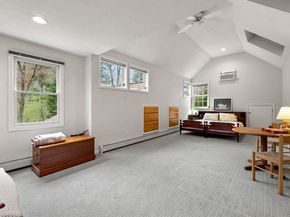 37 Oak Ridge Rd, Boxford MA 01921