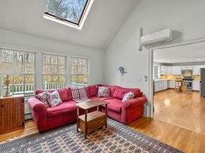 37 Oak Ridge Rd, Boxford MA 01921