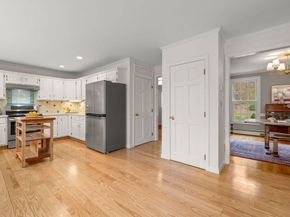 37 Oak Ridge Rd, Boxford MA 01921