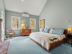 37 Oak Ridge Rd, Boxford MA 01921
