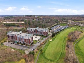 36 Village Rd 714, Middleton MA 01949