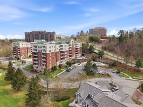 36 Village Rd 714, Middleton MA 01949