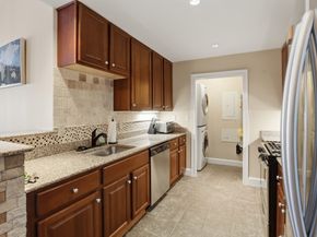 36 Village Rd 714, Middleton MA 01949
