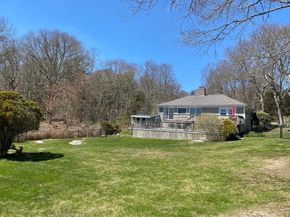 3 Woodlawn Ave, Mattapoisett MA 02739