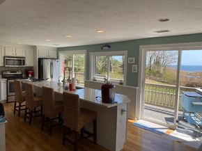 3 Woodlawn Ave, Mattapoisett MA 02739