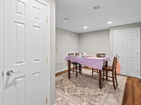 25 Farmington Dr, Shrewsbury MA 01545