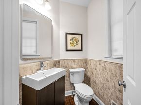16 York Cir, Walpole MA 02032