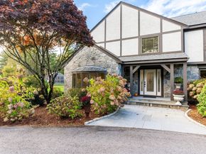 7 Saddle Ridge Road, Sudbury MA 01776
