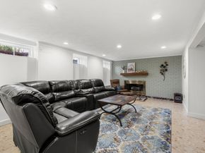 6 Melina Rd, Newton MA 02459
