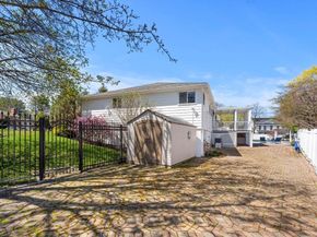 6 Melina Rd, Newton MA 02459