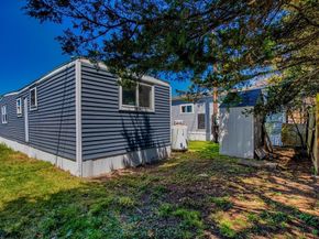 2 Depot St 2, Wareham MA 02538