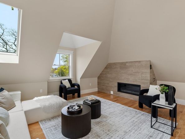38 Spring Park Avenue 3, Boston MA 02130