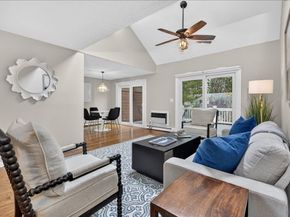 14 Cedarledge Village 14, Cohasset MA 02025