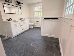 368 Hill Rd, Boxborough MA 01719