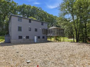 368 Hill Rd, Boxborough MA 01719