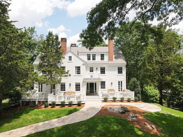 55 Parkwood Drive, Milton MA 02186