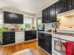 47 Park Ave Ext, Arlington MA 02474